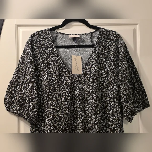 NWT Bell Elbow Sleeve Mini A-Line Dress - Black Floral - Picture 3 of 7